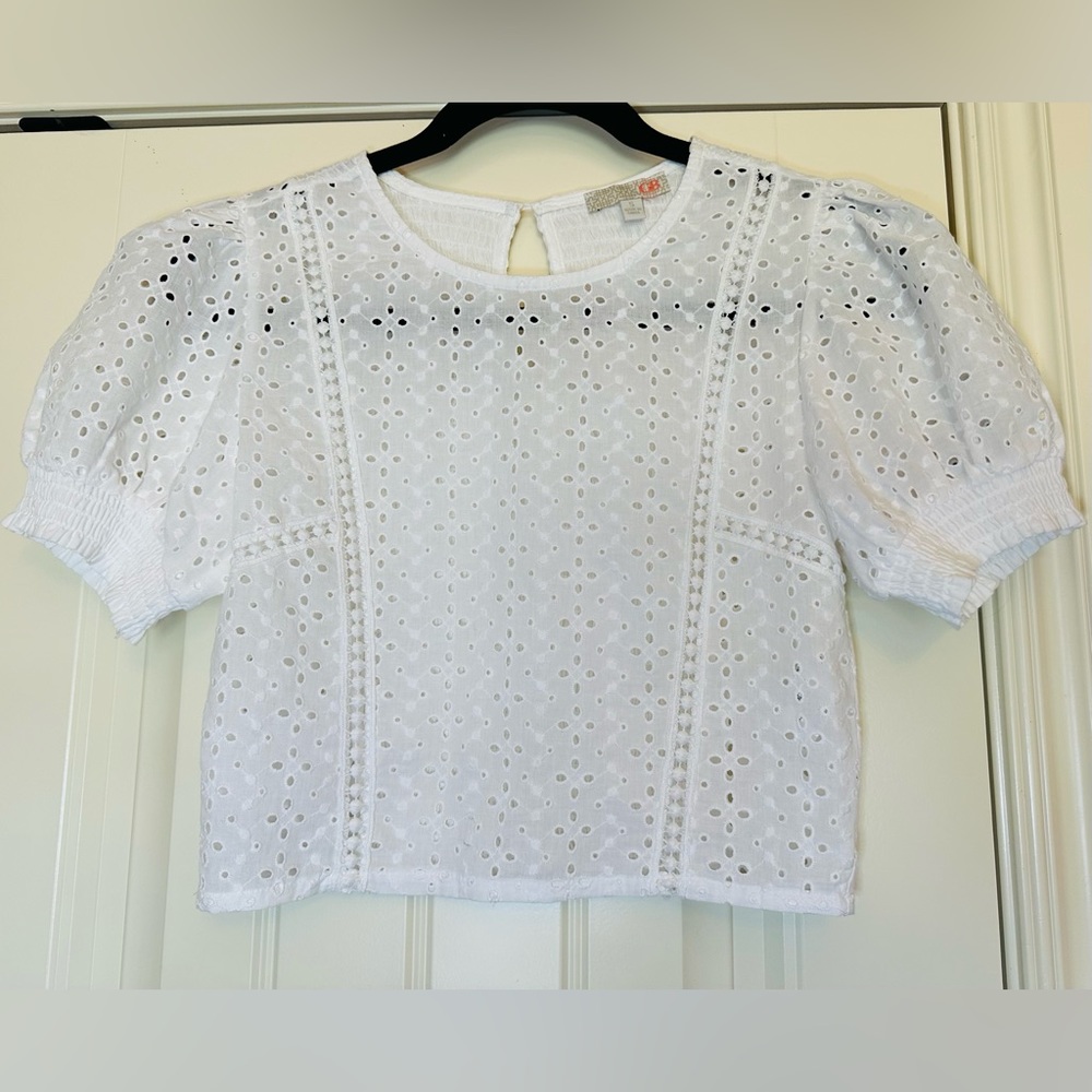 GB Eyelet crop top Size Small